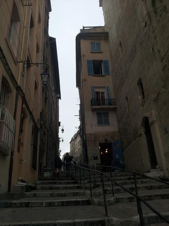 Duplex Des 13 Cantons Marseille Luaran gambar